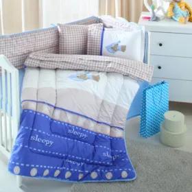 سرویس لحاف 8 تکه خواب نوزاد ازدیلک سری رنفورس گلدوزی و تکه دوزی طرح Sleep bear