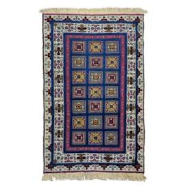 گلیم فرش دستبافت ذرع و نیم کد ۱۵۳