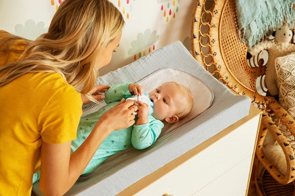 تا یک سالگی کودک به چه تعداد پوشک در روز نیاز داریم؟(قیمت پوشک بچه)