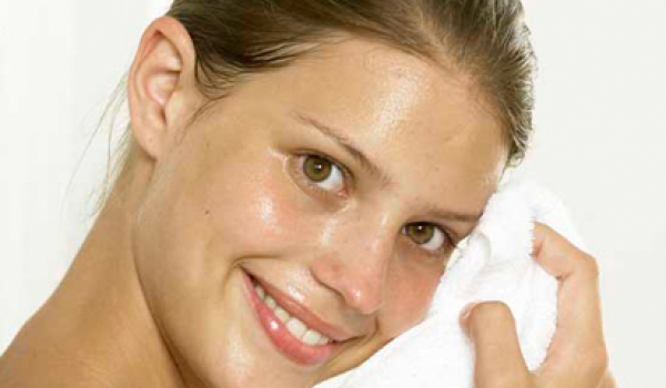 بهترین کرم مرطوب کننده صورت برای پوست های چرب
