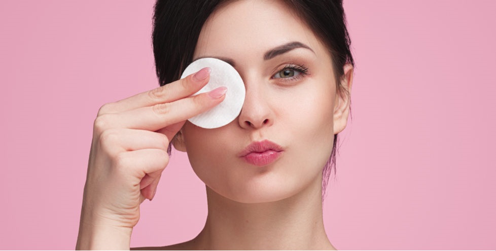 میسلار واتر چیست؟ بهترین میسلار واتر برای انواع پوست کدامند؟