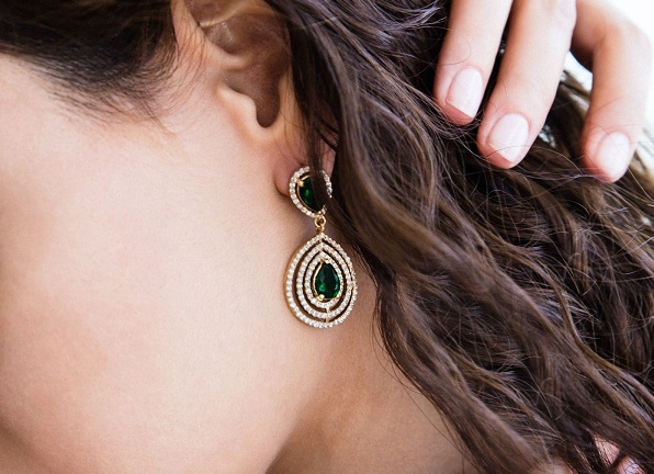 راهنمای خرید گوشواره طلا به عنوان هدیه